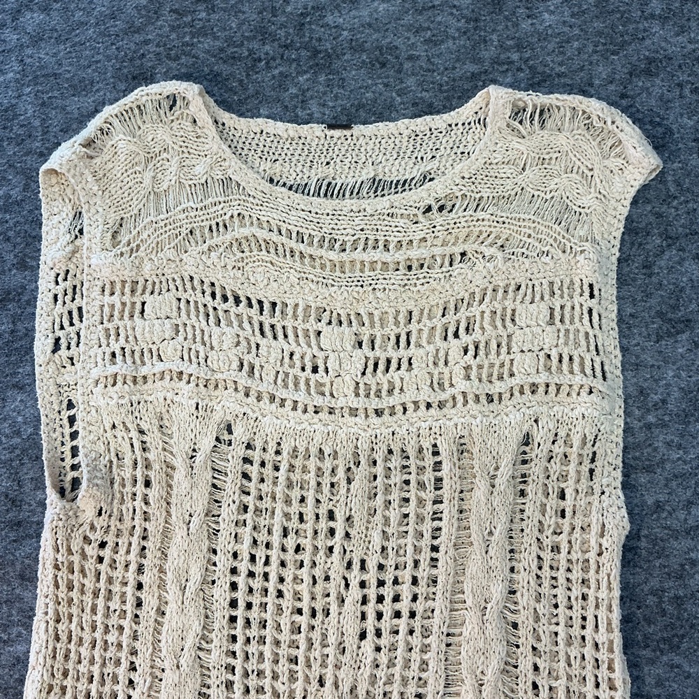 Free People Cream Crochet Tank Top Style Cover-Up Best Fits Size L - Picture 2 of 4